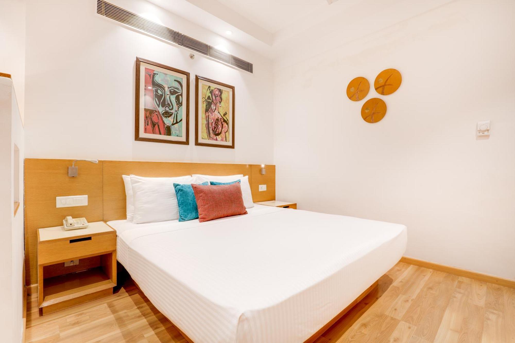 Lemon Tree Hotel Chandigarh Exterior photo