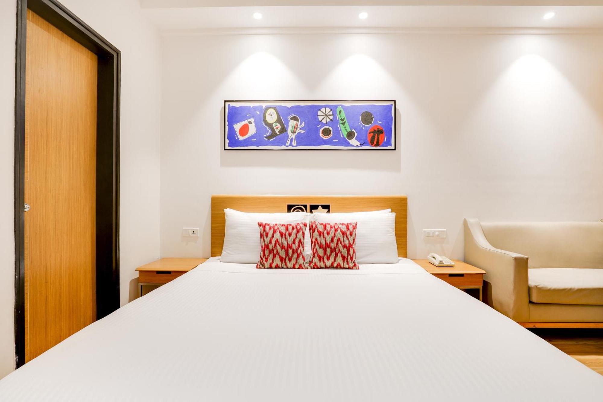 Lemon Tree Hotel Chandigarh Exterior photo